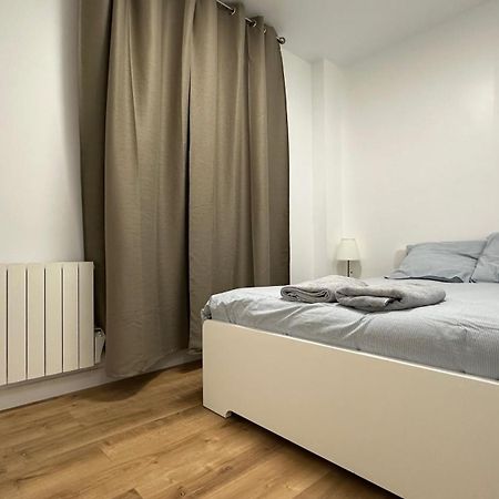 Lacharriere-Logement entier 38m2 Parijs Buitenkant foto