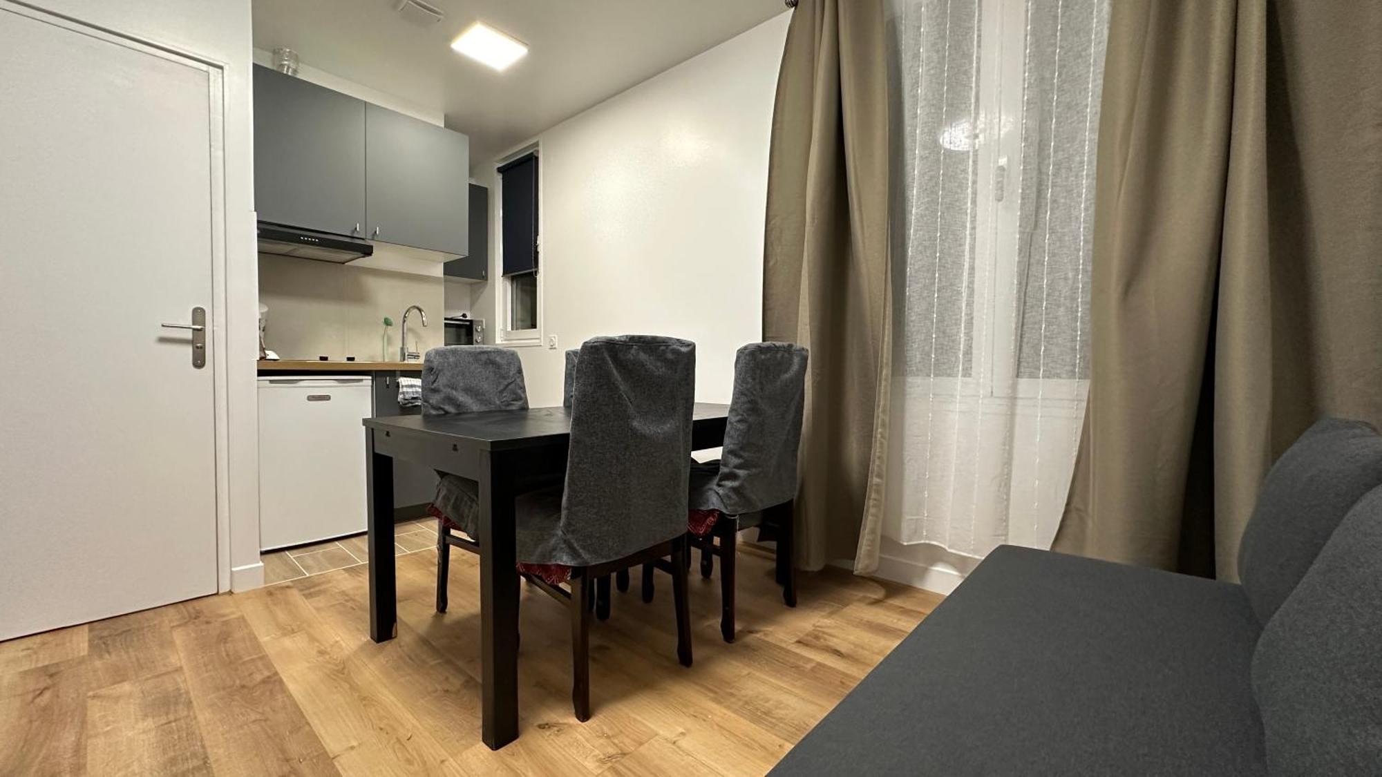Lacharriere-Logement entier 38m2 Parijs Buitenkant foto